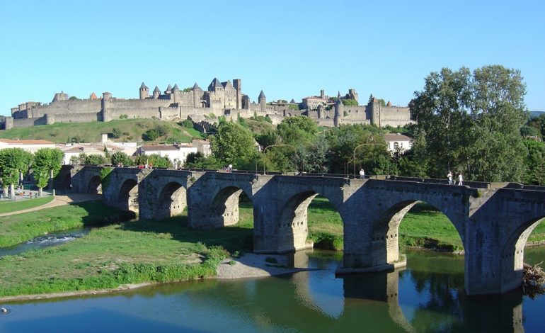 carcassonne-cite-medievale-et-pont-vieux