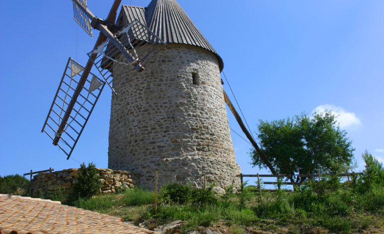cucugnan-moulin-1-c-pierredavy