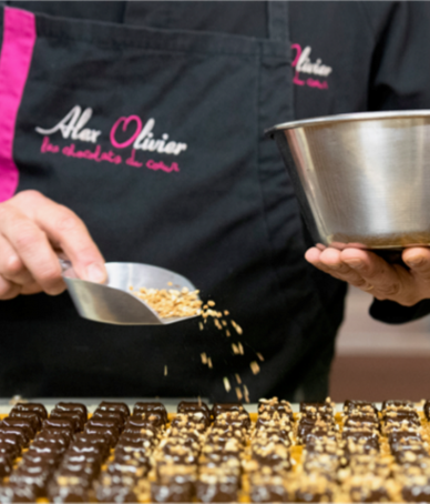 Décors sur chocolat, chocolaterie Alex Olivier à Neuville aux Bois