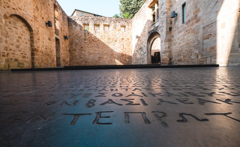 Place des écritures à Figeac