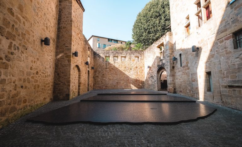 Place des écritures à Figeac