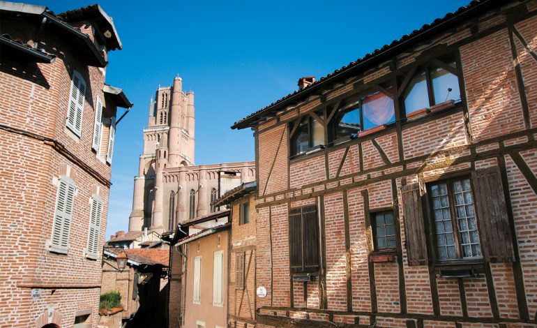 Albi Cite episcopale -UNESCO-Vue rue des prêtres Credit Ville Albi