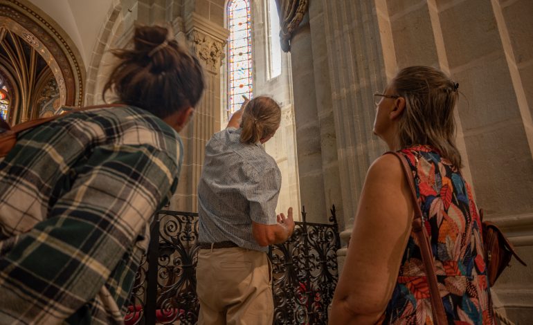 visite_été_-_le_bestiaire_fantastique_de_la_cathé@celine_bacconnet_1193 (1)
