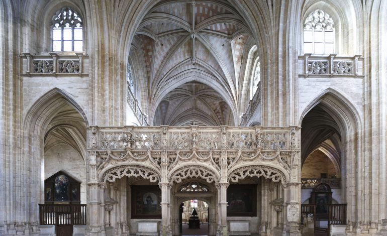 Église Saint-Nicolas-de-Tolentin de Brou, jubé et chapelles de Gorrevod et de Montecuto